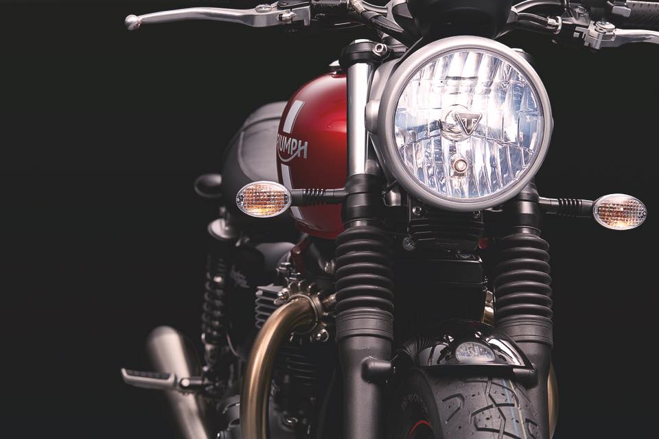 StreetTwin_Detail_07_0010-18_Stack