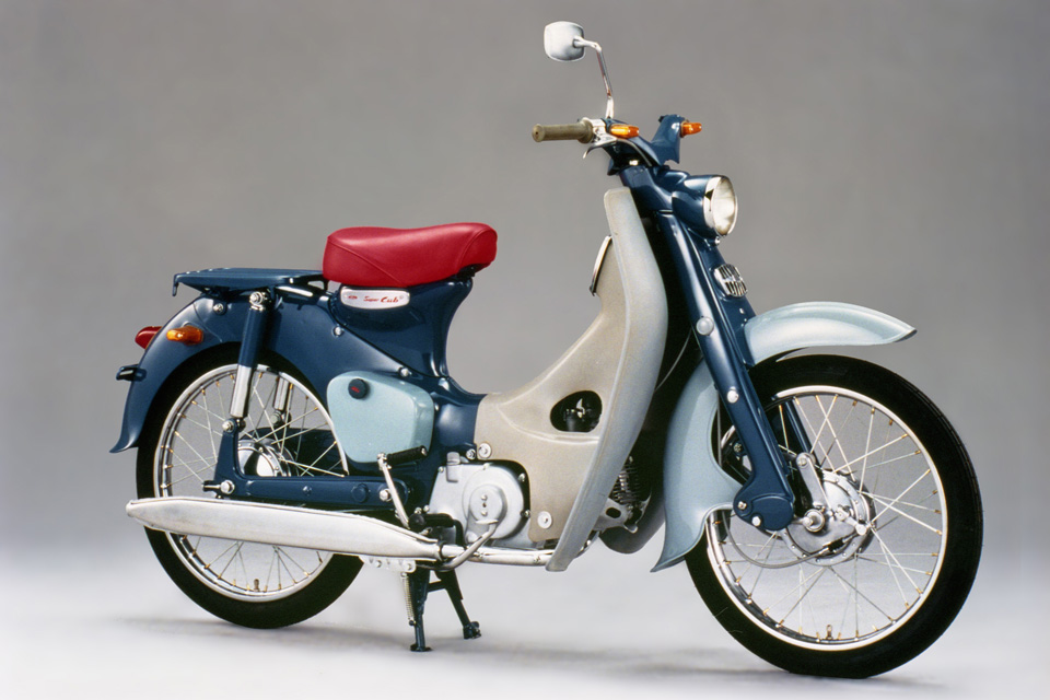 伝統 Honda スーパーカブ C125は初代カブを現代技術で復活させた一種のネオレオロ125 Motobe 代にバイク のライフスタイルを提案するwebマガジン モトビー