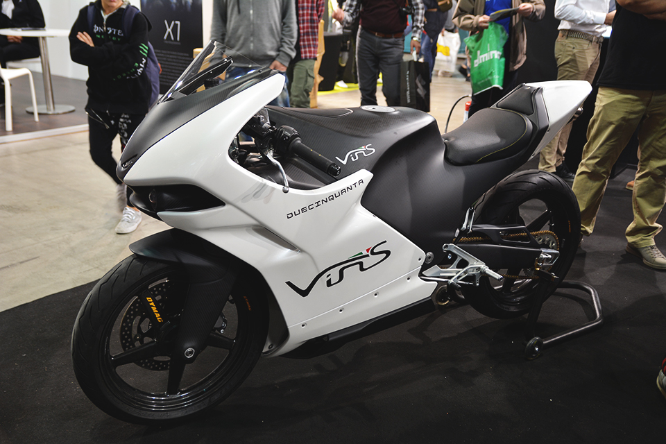 復活 現代に新車2ストが蘇る Vinsmotoは公道も予定している最新の2スト250 Motobe 代にバイク のライフスタイルを提案するwebマガジン モトビー