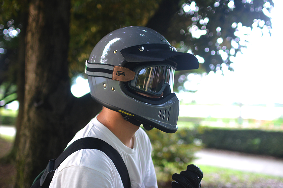 【高級編】カジュアルなフルフェイスヘルメットは普通のバイクもおしゃれに見せるファッションアイテム – MotoBe 20代にバイクの